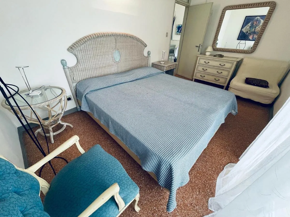 Appartamento Saturno N. 18 - Vista Mare - 4° Piano Con Ascensore Lido di Jesolo Apartament