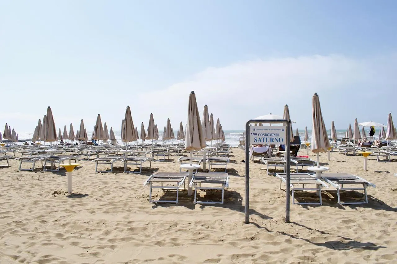Apartment Appartamento Saturno N. 18 - Vista Mare - 4° Piano Con Ascensore Lido di Jesolo