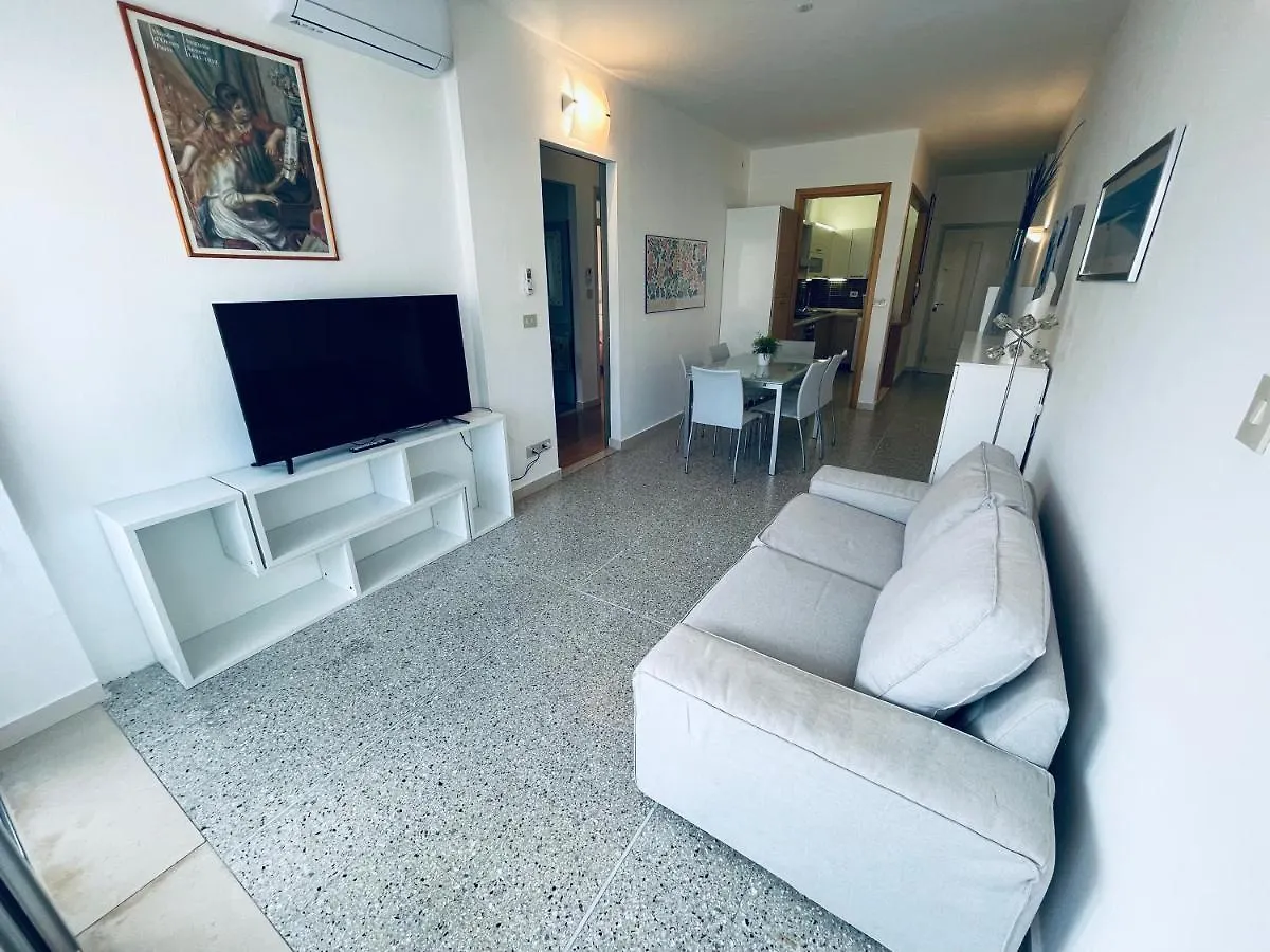 Apartment Appartamento Saturno N. 18 - Vista Mare - 4° Piano Con Ascensore Lido di Jesolo